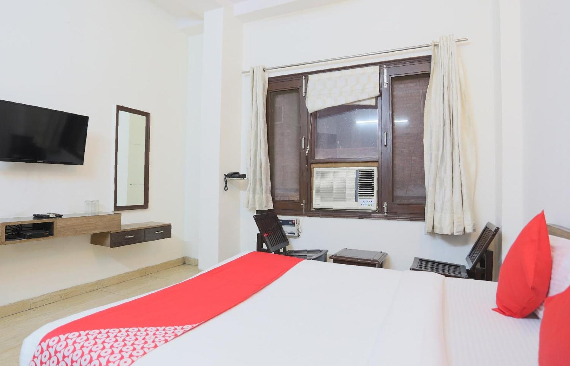 Hotel O New Raj Kamal Aurangābād Exterior foto
