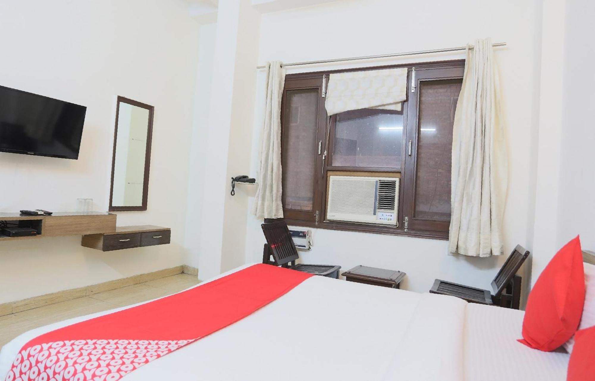 Hotel O New Raj Kamal Aurangābād Exterior foto